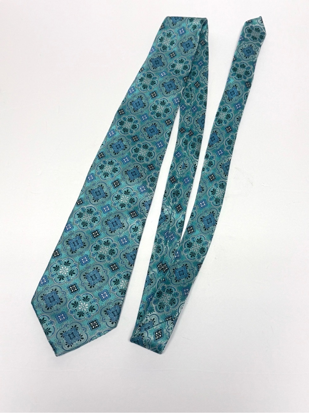 Steve Harvey 100 Silk Jacquard Aqua Blue Silver Moroccan Tile Tie